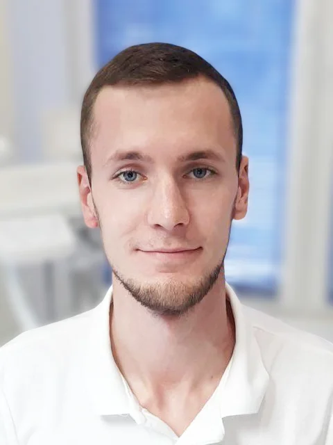 Стоматологічні послуги якісно та стирільно